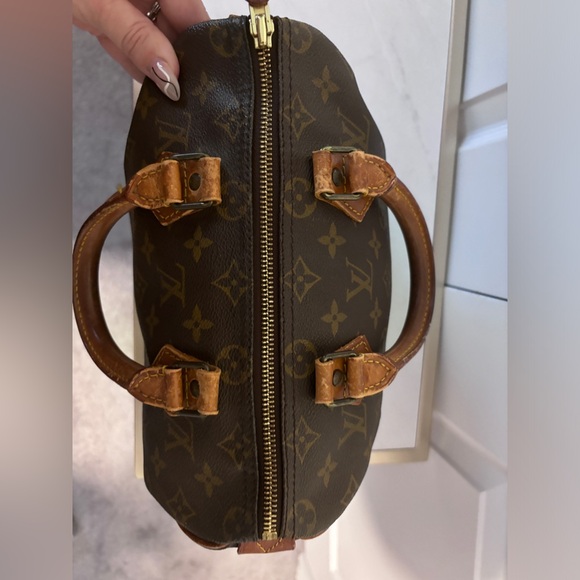 Louis Vuitton | Vintage Authentic Monogram Speedy 25 - Picture 12 of 15